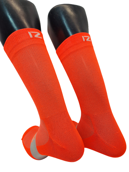 Calcetín técnico IZ Cycling - NARANJA FLUOR (SHOCKING ORANGE ) Tejido SoftAir+Plus