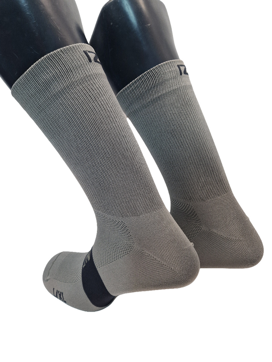 Calcetín técnico IZ Cycling - GRIS (FROST GREY) Tejido SoftAir+Plus