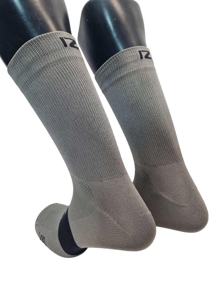 Calcetín técnico IZ Cycling - GRIS (FROST GREY) Tejido SoftAir+Plus